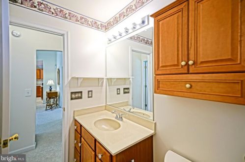 2 Greystone Dr, Lewes DE 19958-9450 exterior