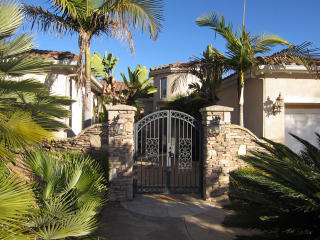 2605 Clearcrest Ln, Fallbrook, CA 92028-4581