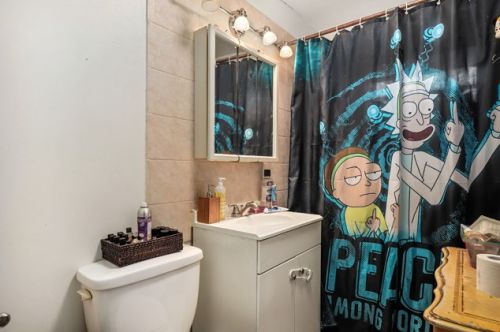 520 Kedzie Ave, Chicago IL 60652-1914 exterior