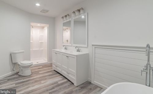 345 Pine Grove Rd, Hanover PA  17331-7702 exterior