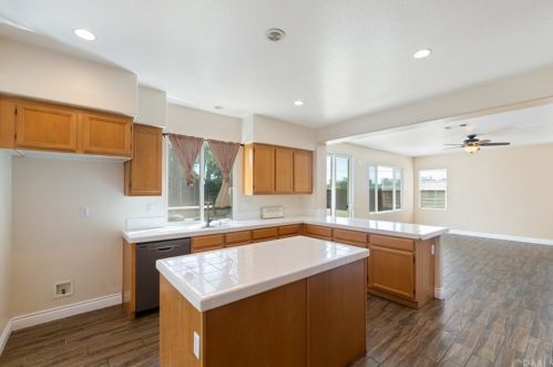 1580 Mendocino Way, Perris CA 92571-3751 exterior