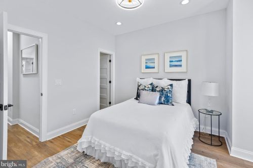 1551 4th St, Washington DC  20001-1905 exterior