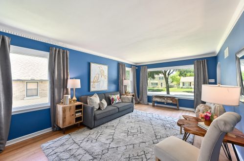 2852 89, Milwaukee WI 53222-4603 exterior