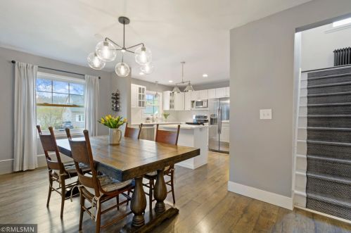 116 Spruce St, Chaska, MN 55318-1856