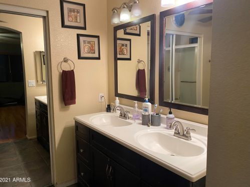 22814 30 Ave, Phoenix AZ 85017-3423 exterior