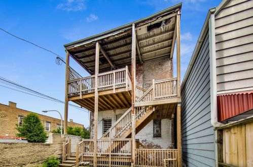 3600 Winchester Ave, Chicago IL 60609-1234 exterior