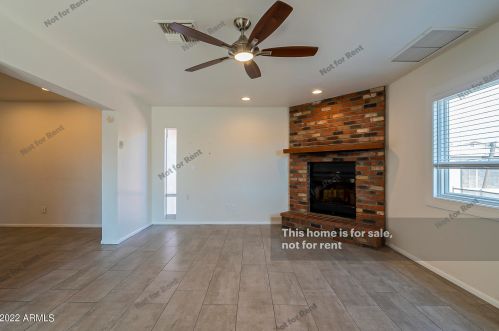 1023 Charleston Ave, Phoenix AZ  85022-1143 exterior