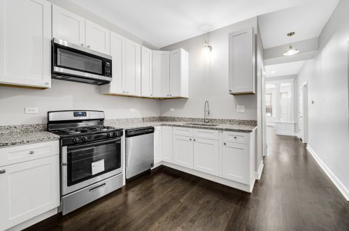 3750 Cermak Rd, Chicago IL  60623-3013 exterior