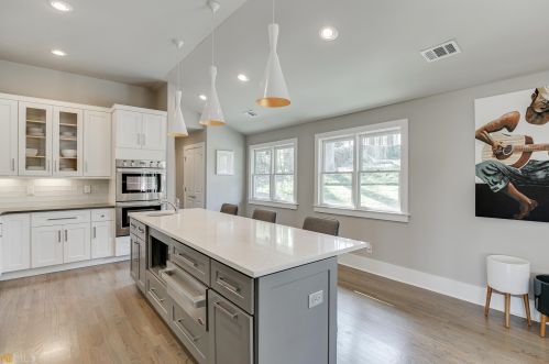 1485 Harts Mill Rd, Atlanta GA  30319-1824 exterior