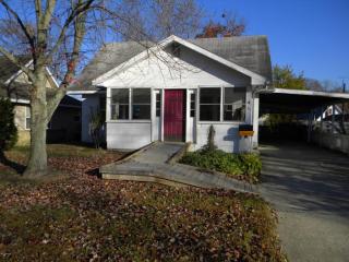 33 River St, Niles, MI 49120-1647