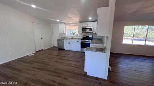 12254 Cameo Mary Ln, Tucson, AZ 85743-8510