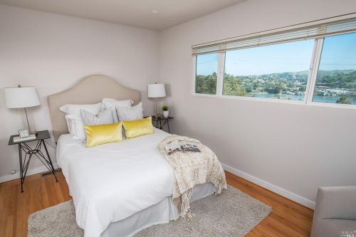 212 California Ave, Mill Valley CA 94941-3512 exterior