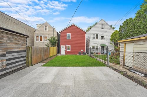 5433 Damen Ave, Chicago IL  60609-5647 exterior