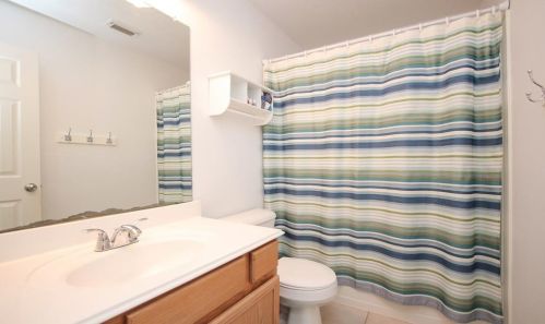 9502 Barr Spg Dr, Humble TX 77396-4228 exterior