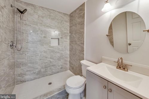 6401 Edsall Rd, Alexandria VA  22312-6411 exterior