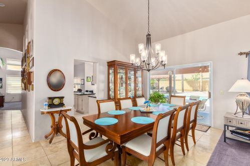 1310 Ivanhoe St, Chandler AZ 85226-1689 exterior