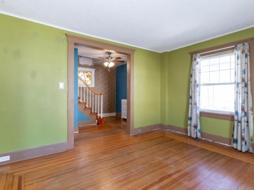 62 Lorenzo St, Torrington CT 06790-3644 exterior