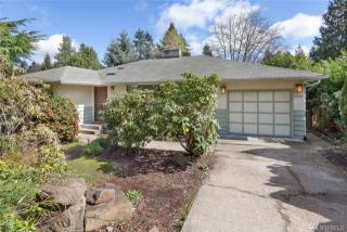 16532 Densmore Ave, Seattle WA  98133-5520 exterior