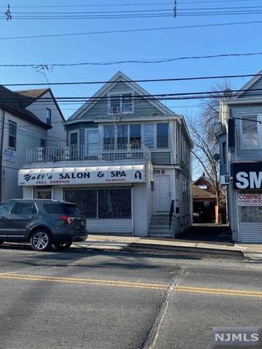 231 Haledon Ave, Paterson NJ  07522-1272 exterior