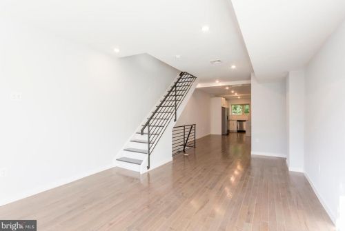 2117 Dickinson St, Philadelphia PA  19146-4503 exterior