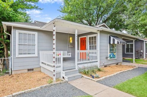 1417 Alguno Rd, Austin TX  78757-3301 exterior