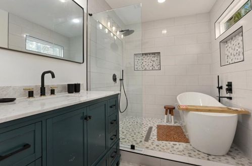 2352 Herring Rd, Atlanta GA 30311-2819 exterior