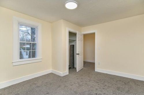 15 Palmer St, Killingly CT 06239-2729 exterior