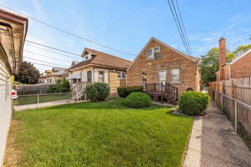 8450 Paulina St, Chicago IL 60620-4744 exterior