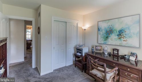 300 Ardmore Ave, Ardmore PA 19003-1012 exterior