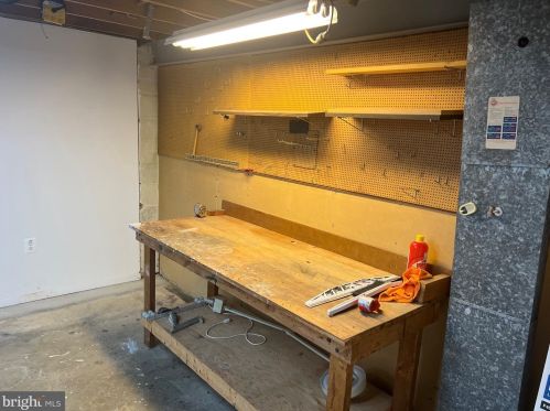 13005 Payson St, Rockville MD exterior