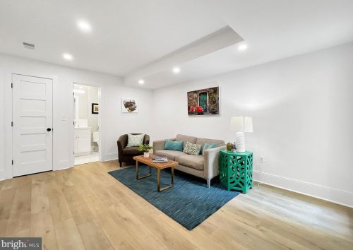 3125 11th St, Washington DC  20010-2401 exterior