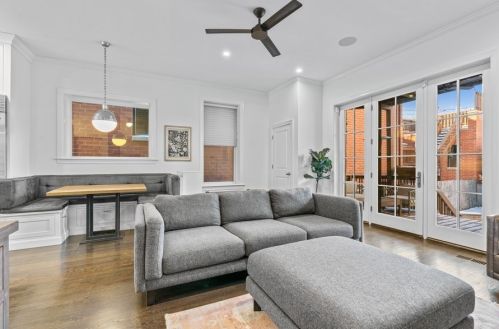 1626 Hermitage Ave, Chicago IL 60622-1402 exterior