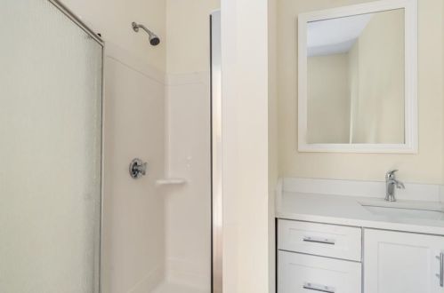 155 Washington Ave, Providence RI  02905-4331 exterior