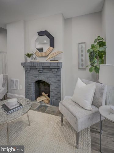 1212 Kirby St, Washington DC  20001-1202 exterior