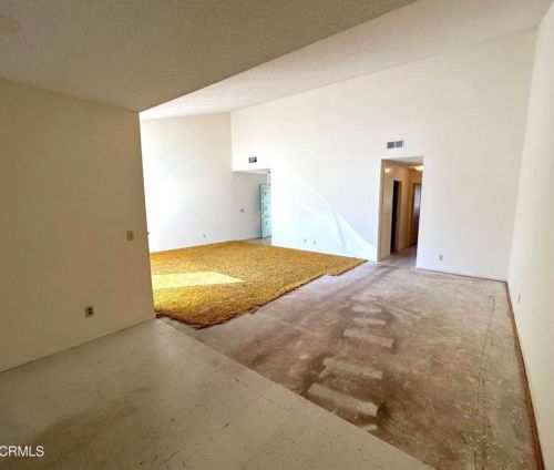 1960 Norma St, Oxnard CA 93036-2709 exterior