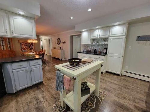 1849 Lawnel Ave, Meskegon MI 49441-3743 exterior