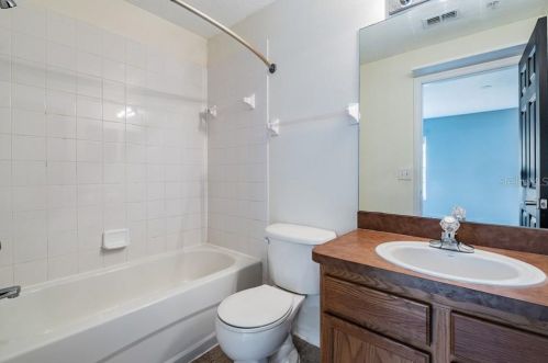 2035 Fiesta Ridge Ct, Tampa FL  33604-7702 exterior