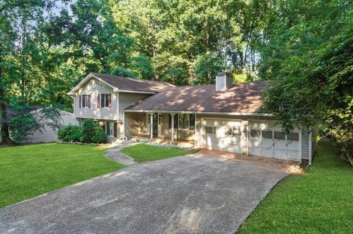 3147 Pequea Dr, Lithonia, GA 30038-1119