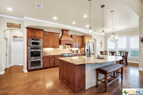 831 Mystic Breeze, Spring Branch TX 78070-5076 exterior