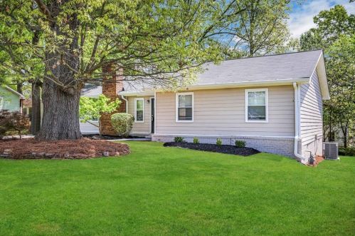 2052 Marbut Ln, Lithonia GA  30058-7933 exterior