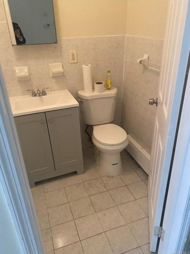 740 214th St, Bronx NY  10467-5912 exterior