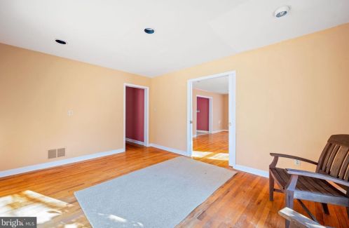 1112 Paxon Holw Rd, Media PA 19063-1116 exterior