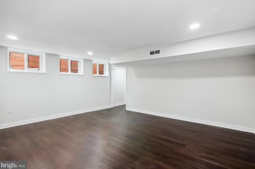 4963 12 St, Washington DC 20003-1414 exterior