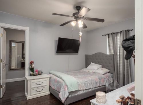 2810 Altman Dr, Irving TX 75062-4229 exterior