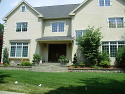 34 Peregrine Rd, Newton, MA 02459-3440