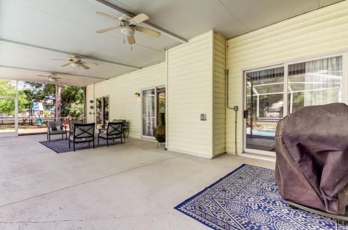 12216 Twin Br Acres Rd, Tampa FL 33626-3711 exterior