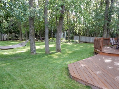 3303 Stokes Ln, Manitowoc WI 54220-2327 exterior