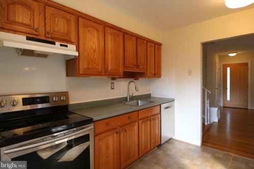 10225 Conover Dr, Silver Spring MD  20902-4847 exterior