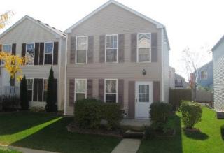 828 Symphony Dr, Aurora IL  60504-5567 exterior