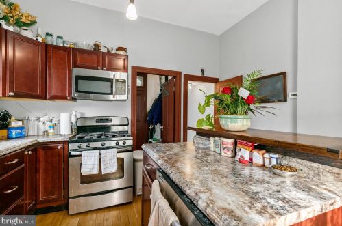 1694 Old Black Horse Pike, Blenheim NJ 08012-5216 exterior